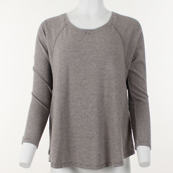 Tommy Hilfiger Long Sleeve Sweater - Picture 1 of 5